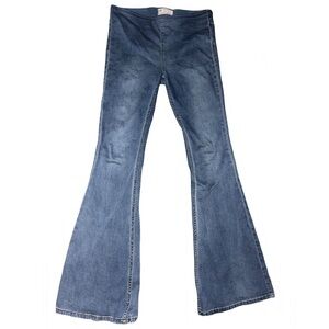 FREE PEOPLE FLARE HIGH RISE LIGHT WASH STRETCHY W ELASTIC WAISTBAND DENIM JEANS